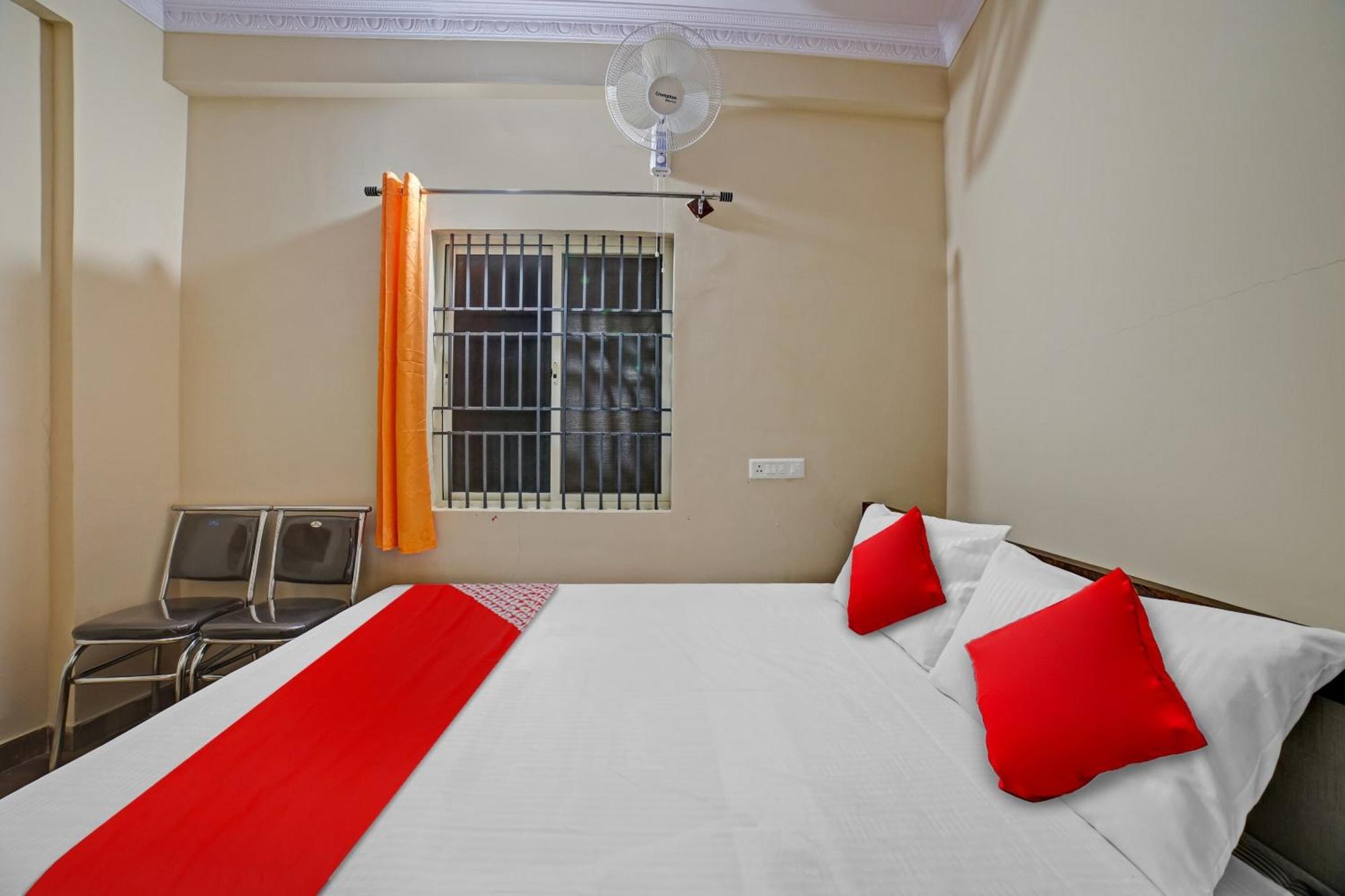 Spot On 81074 Sk Lodge Bangalore Exterior foto